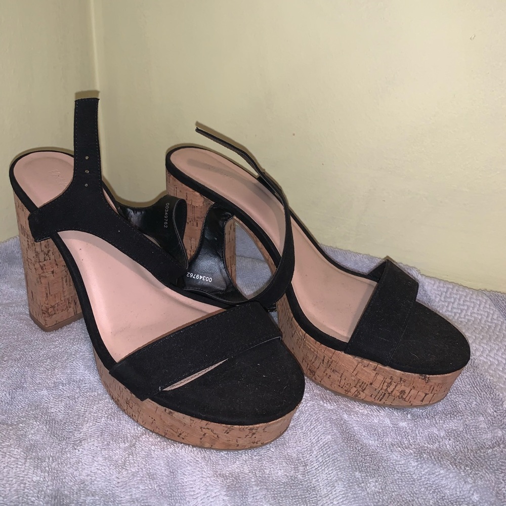 Wedge heels